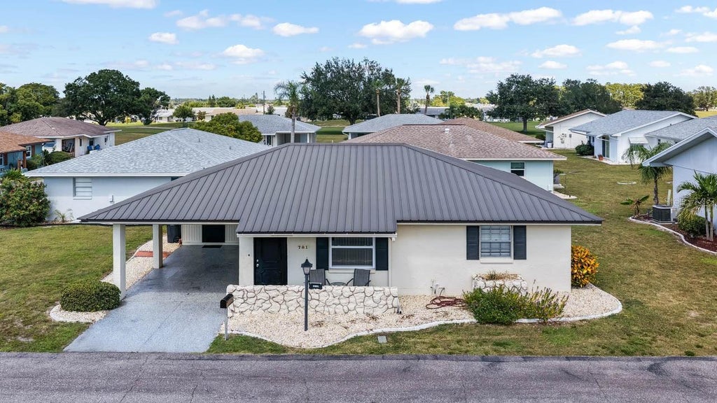 Photo of 701 W Brockton Place, Sun City Center, FL 33573 (MLS # TB8552701)