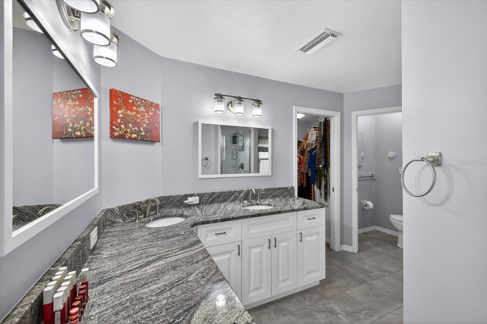 GLENBROOK WEST - Residential