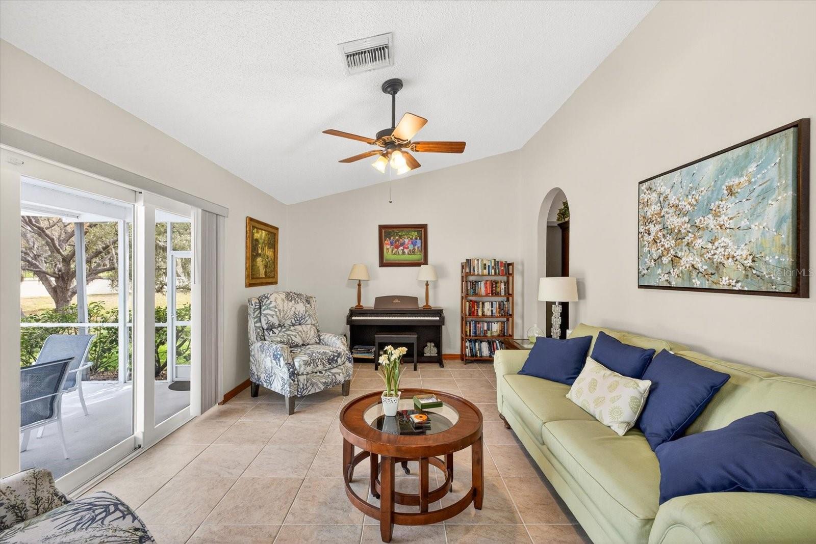 GLENBROOK WEST - Residential