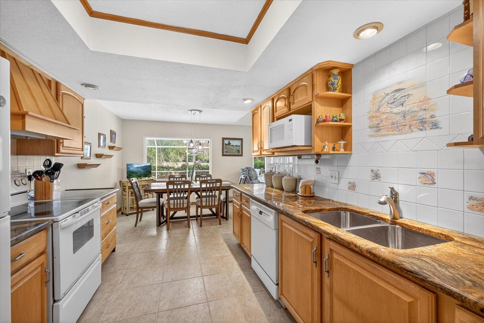 GLENBROOK WEST - Residential