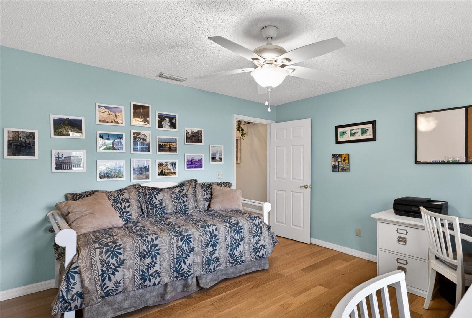 GLENBROOK WEST - Residential