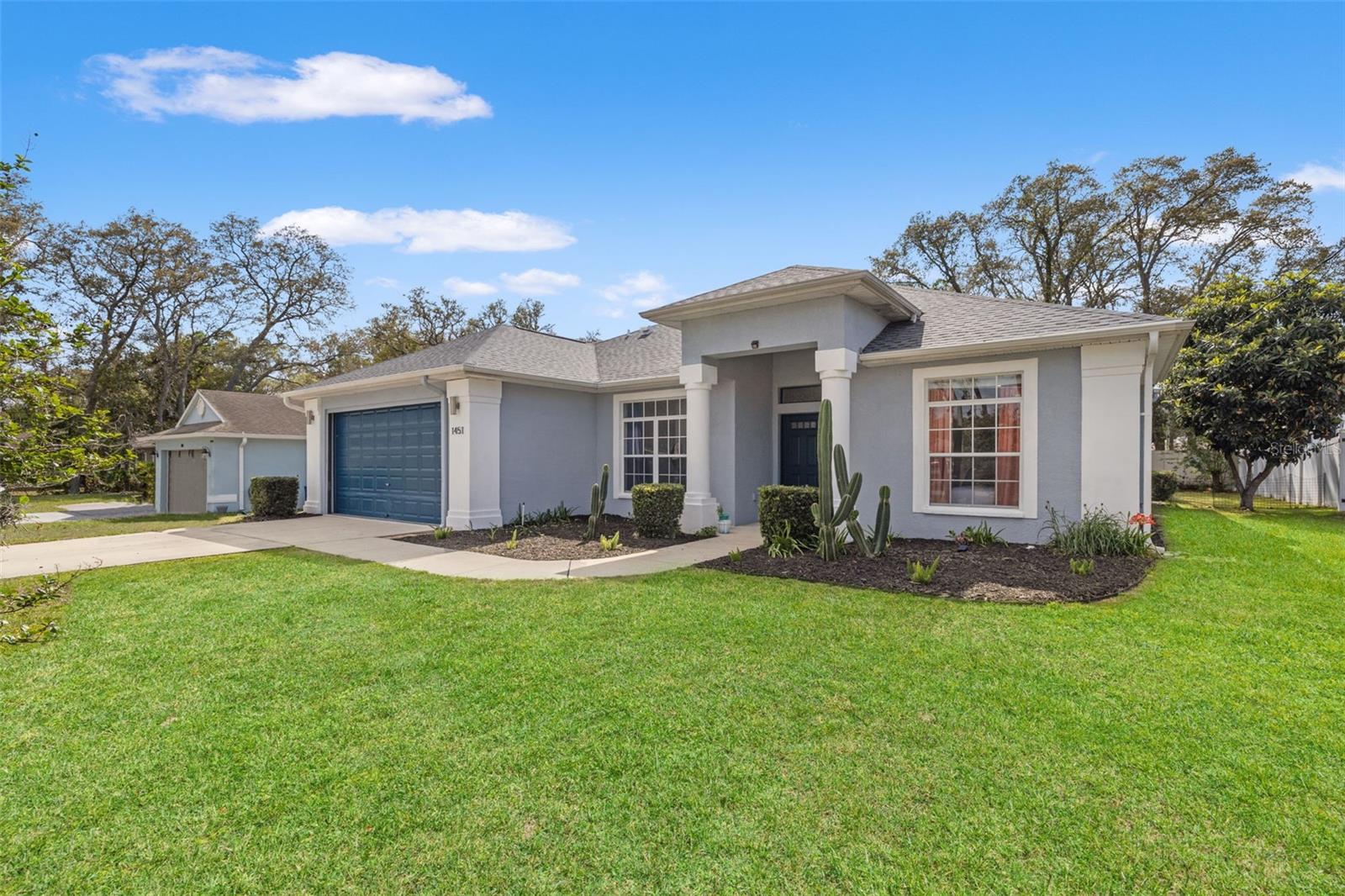 SPRING HILL - Residential