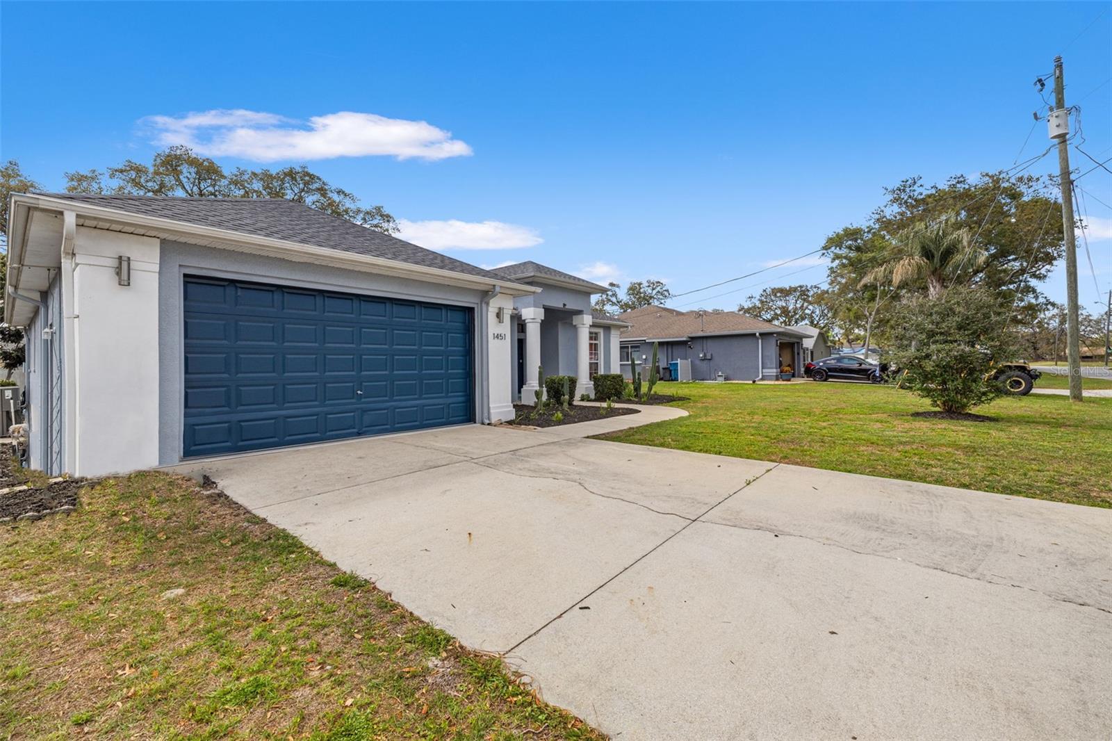 SPRING HILL - Residential