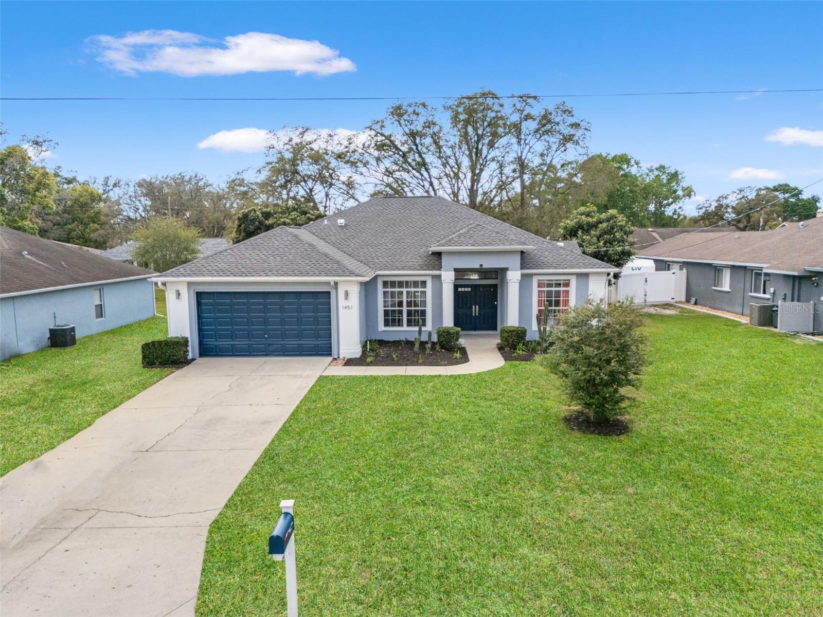 SPRING HILL - Residential