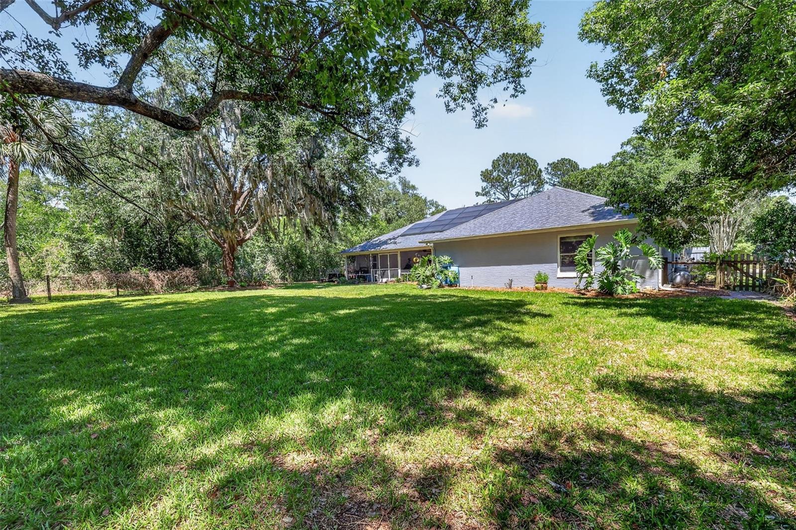 LAKE JOANNA ESTATES - Residential