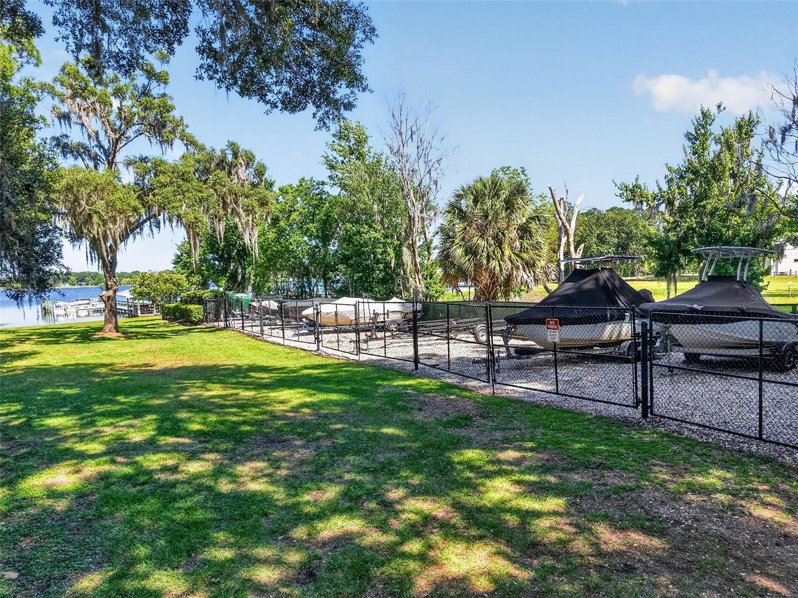 LAKE JOANNA ESTATES - Residential