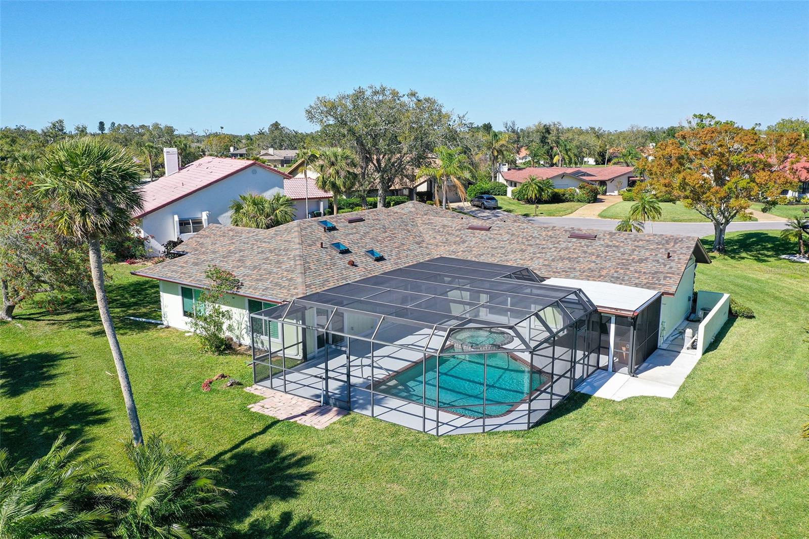 COUNTRY CLUB OF SARASOTA THE - Residential