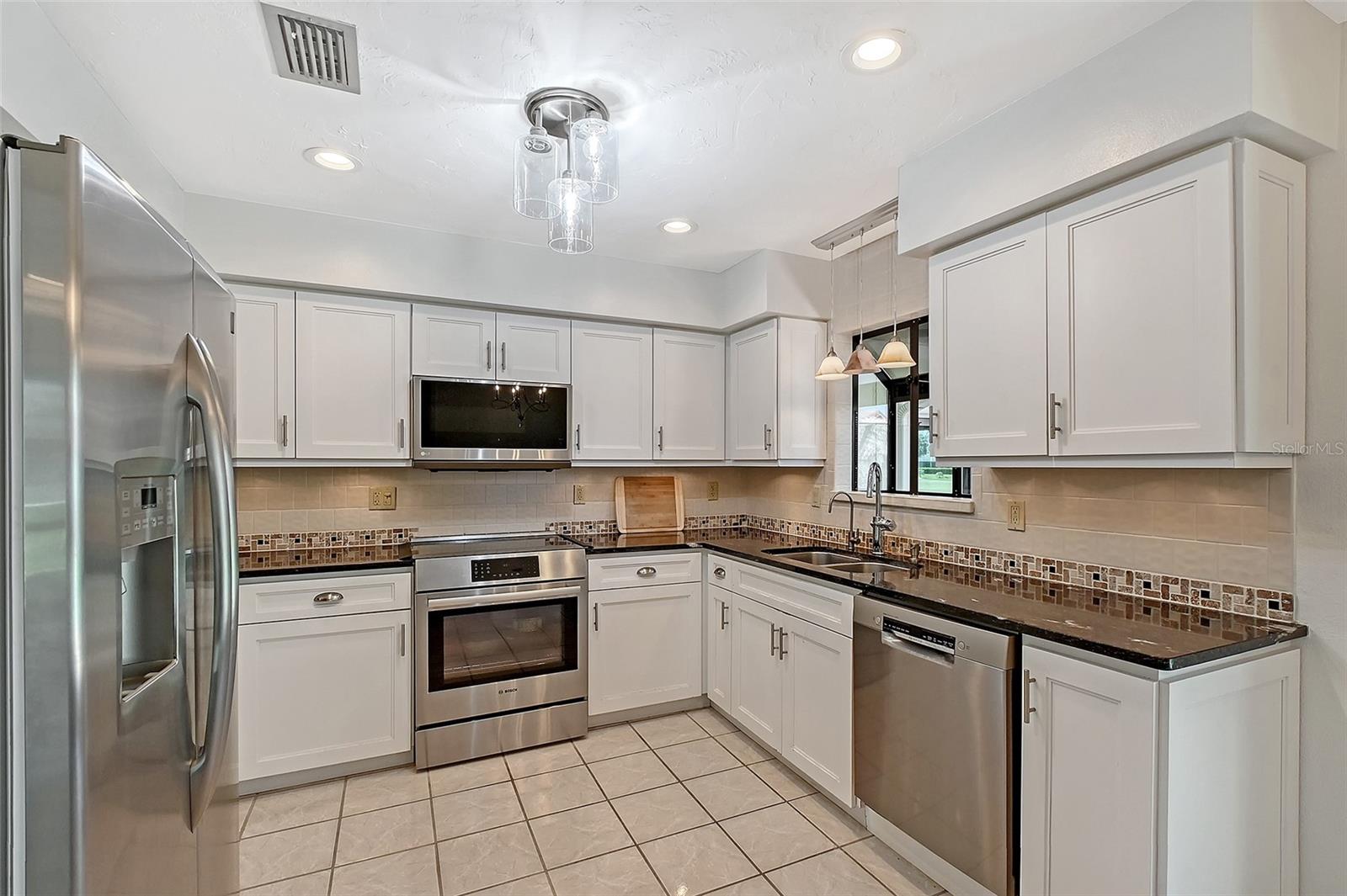 COUNTRY CLUB OF SARASOTA THE - Residential