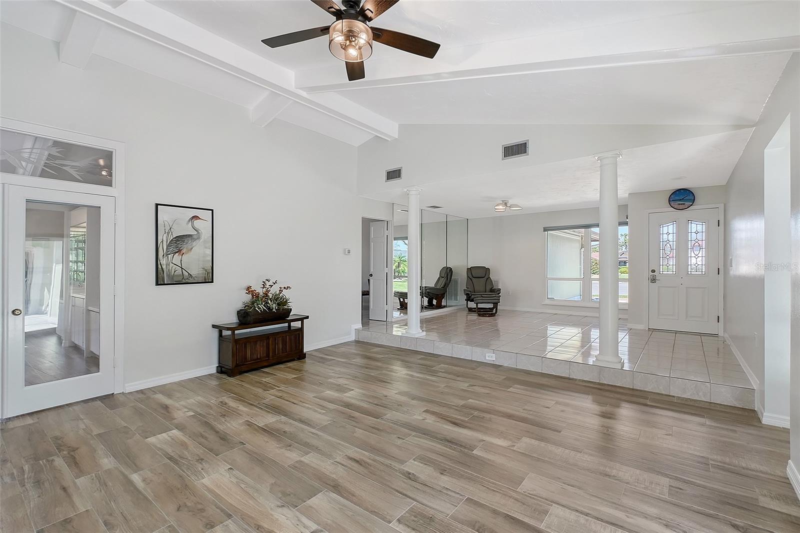 COUNTRY CLUB OF SARASOTA THE - Residential