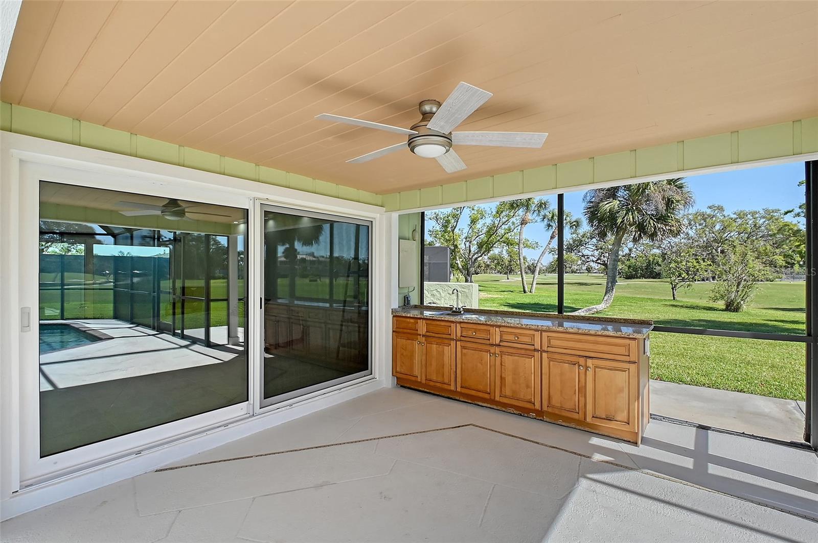 COUNTRY CLUB OF SARASOTA THE - Residential