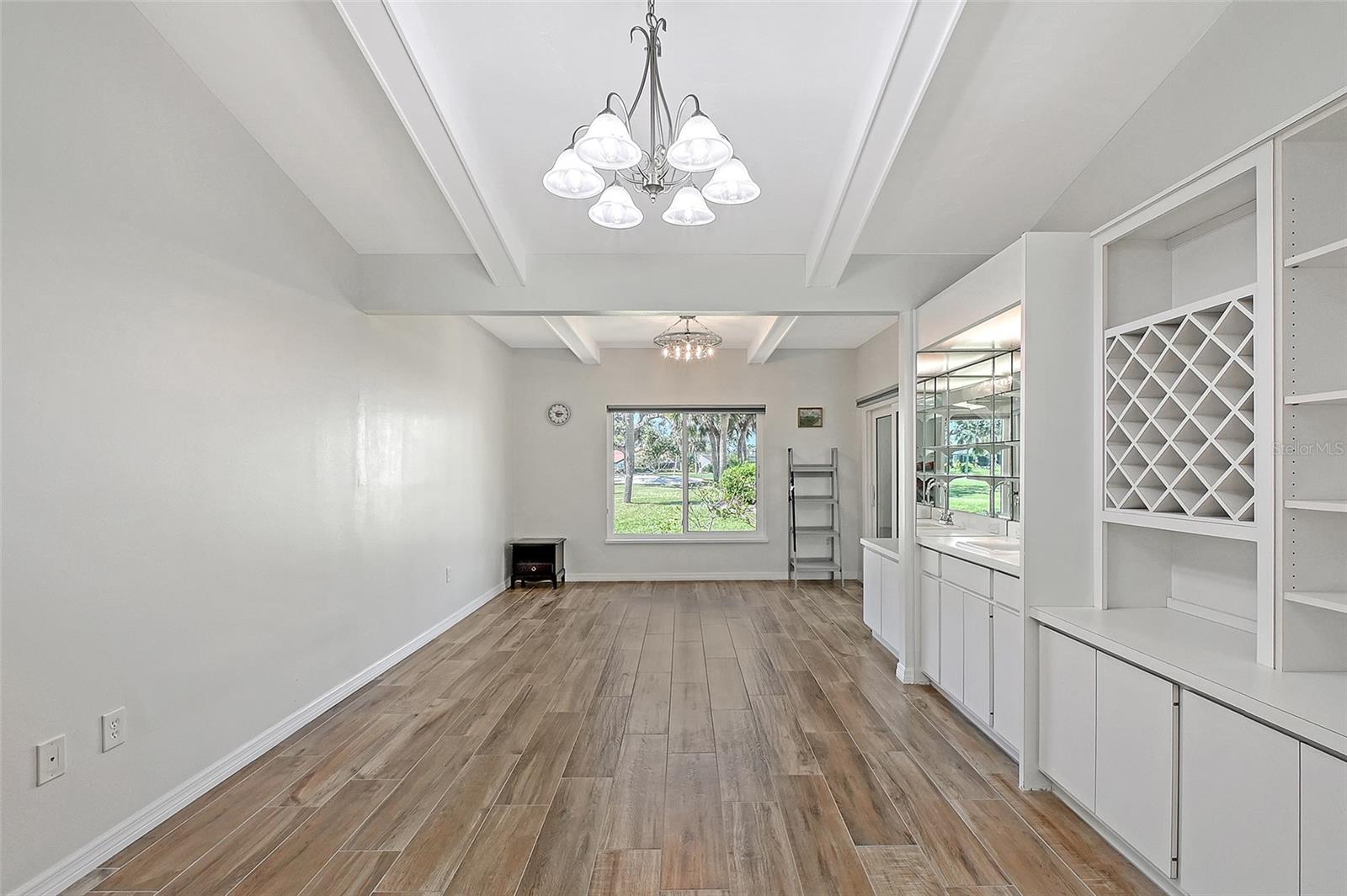 COUNTRY CLUB OF SARASOTA THE - Residential