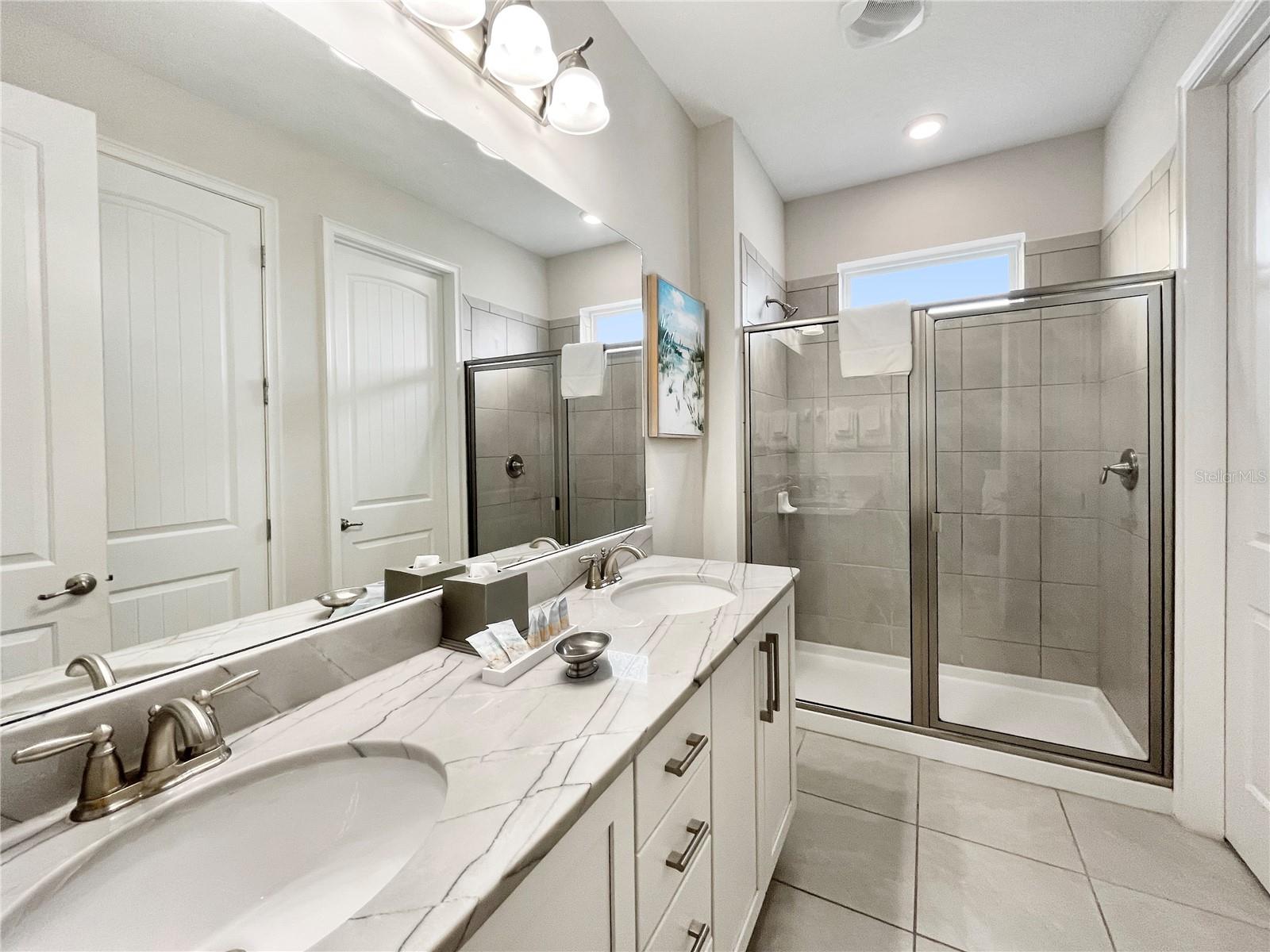 REUNION WEST PH 4 - Residential