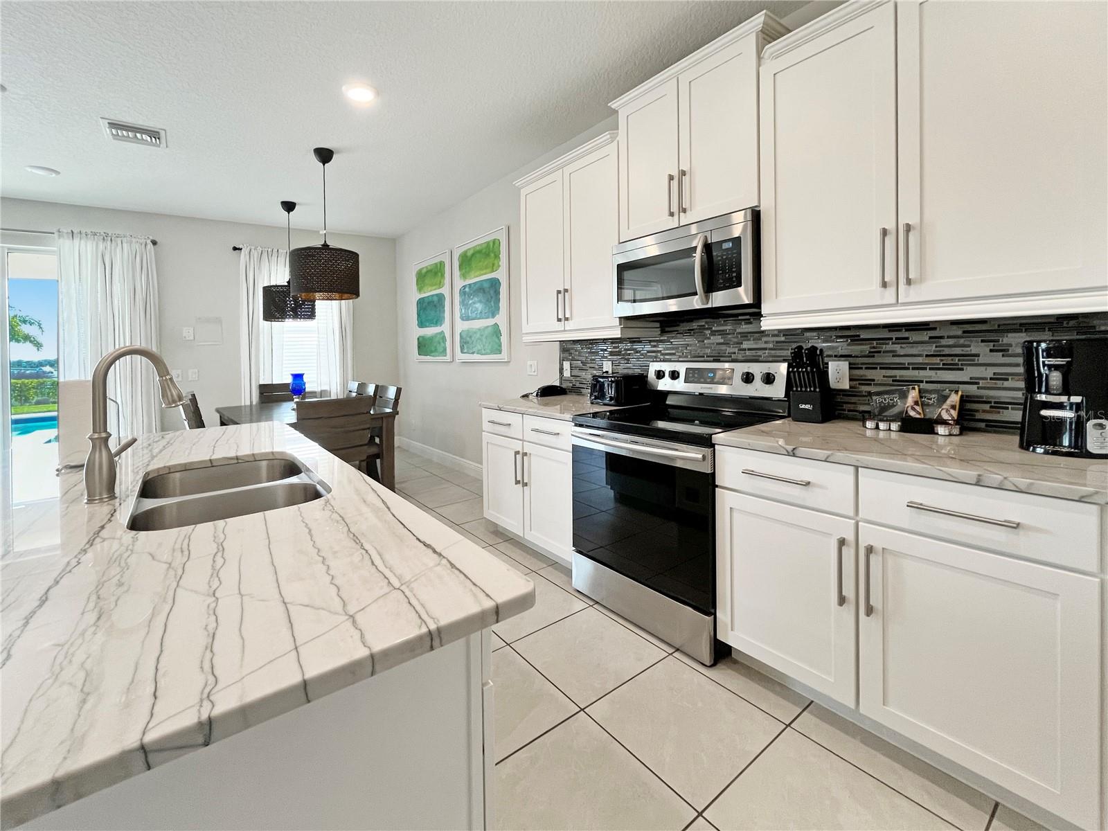 REUNION WEST PH 4 - Residential