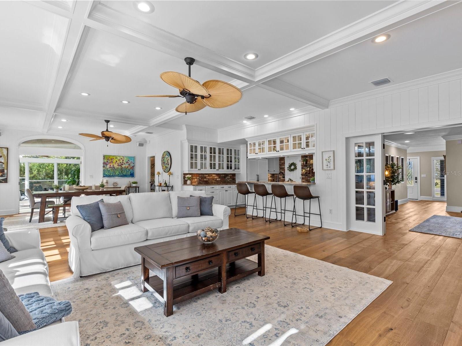 BELLEAIR ESTATES - Residential