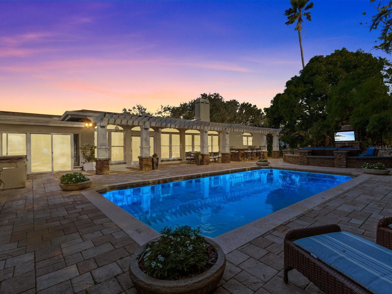 BELLEAIR ESTATES - Residential