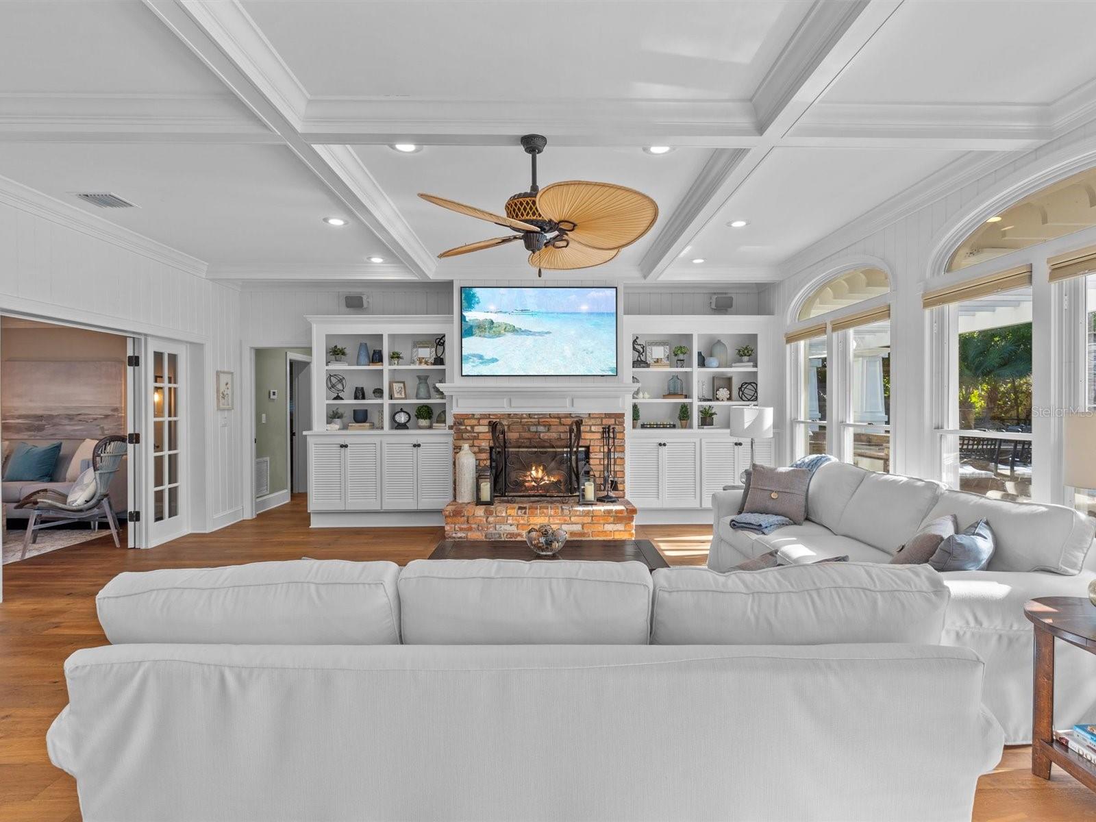 BELLEAIR ESTATES - Residential