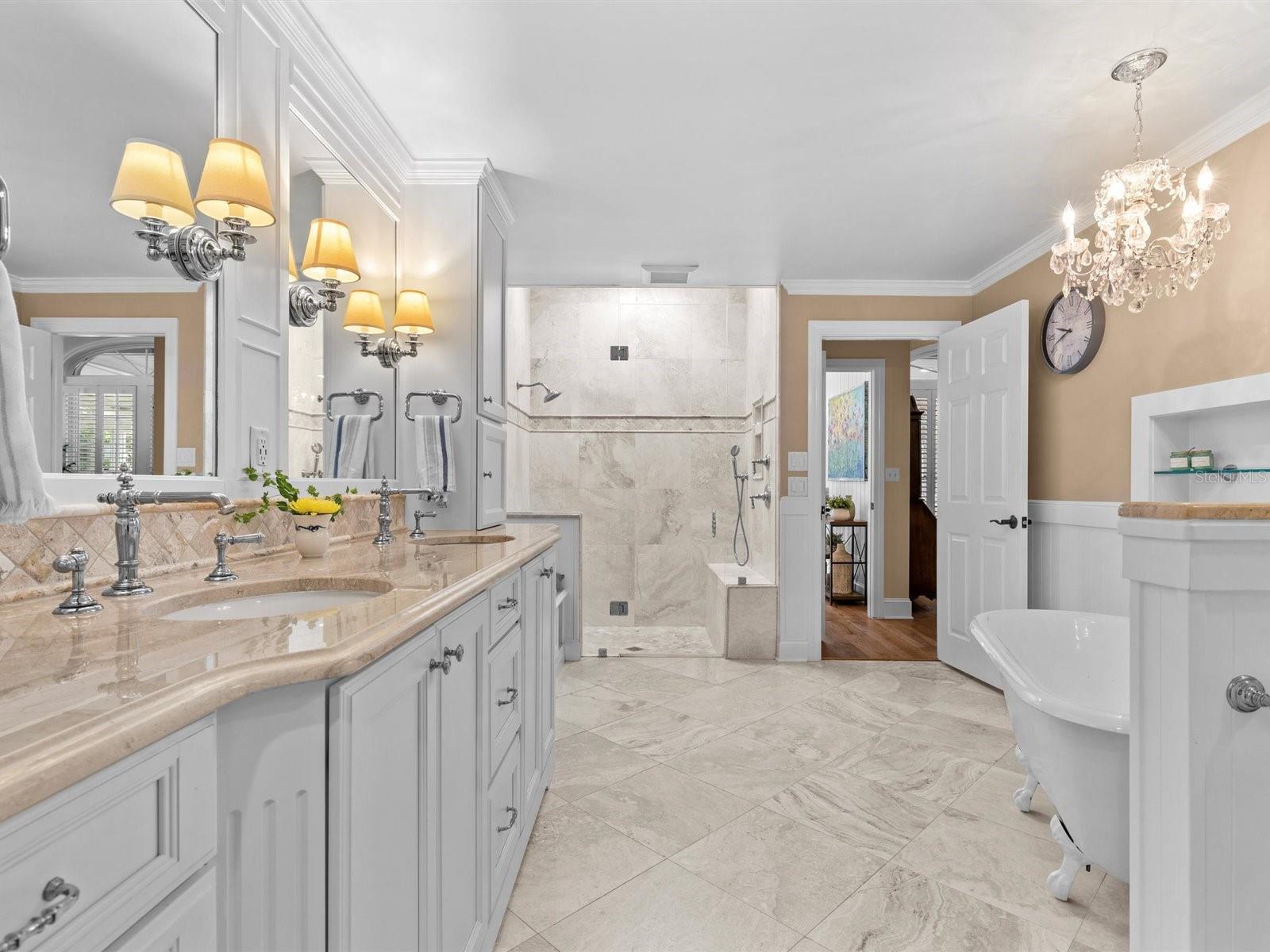 BELLEAIR ESTATES - Residential