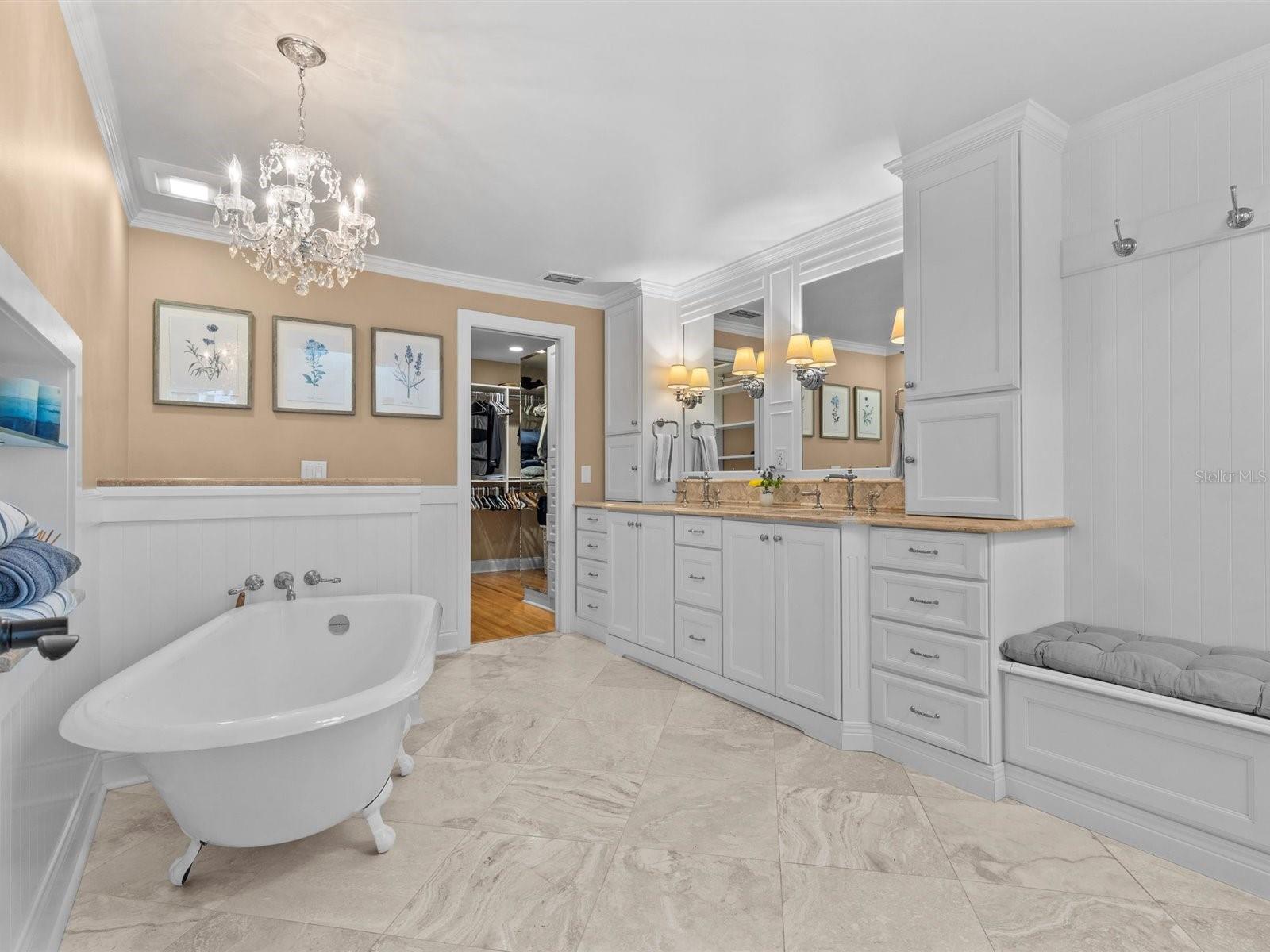 BELLEAIR ESTATES - Residential