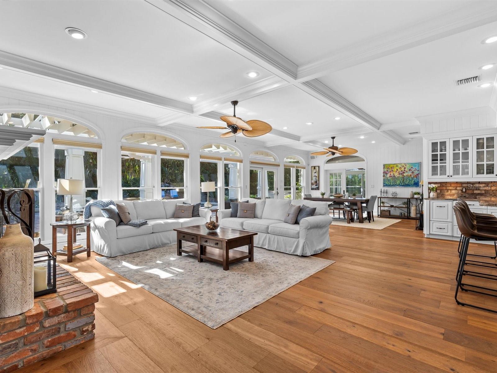 BELLEAIR ESTATES - Residential