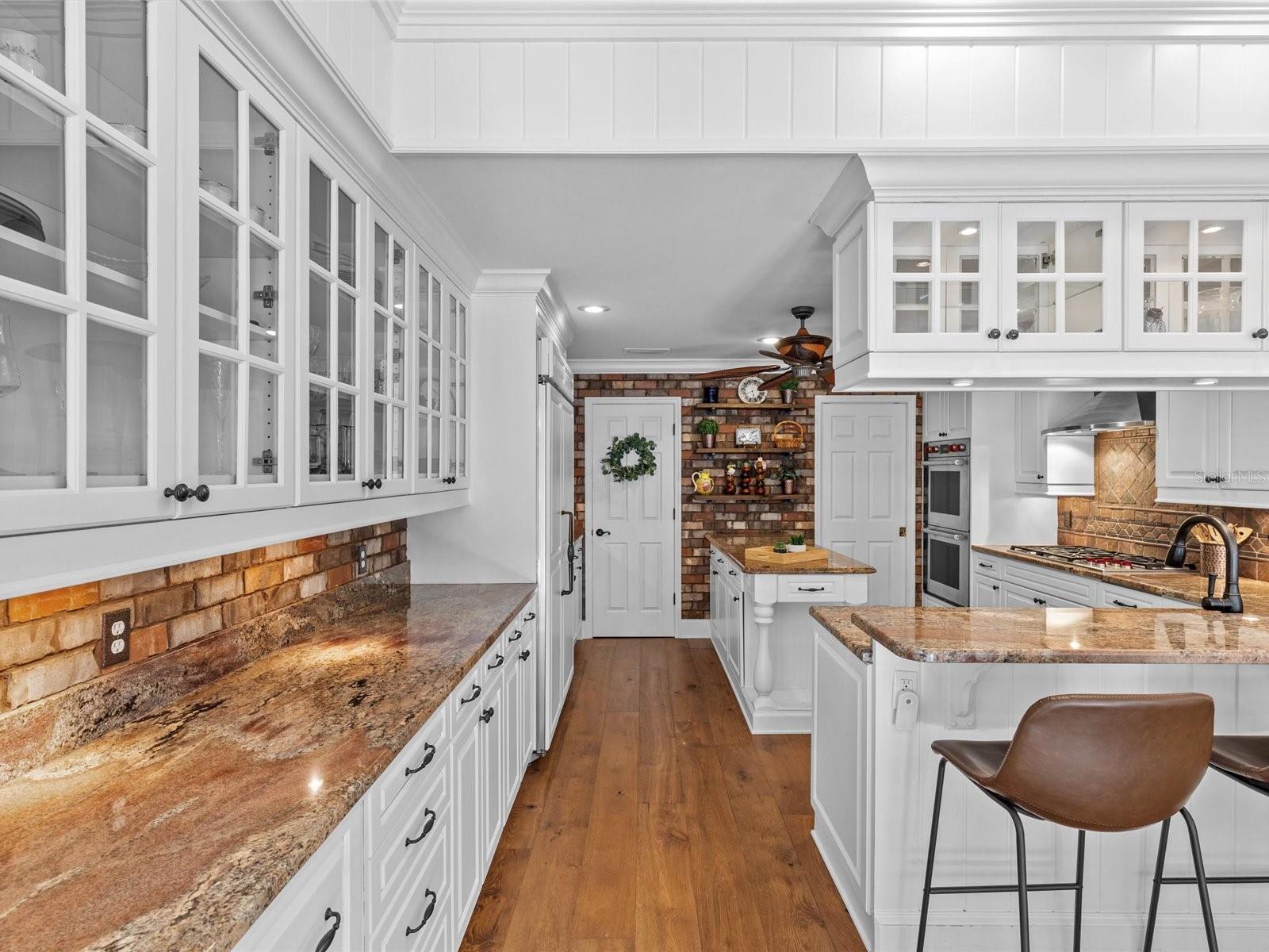 BELLEAIR ESTATES - Residential