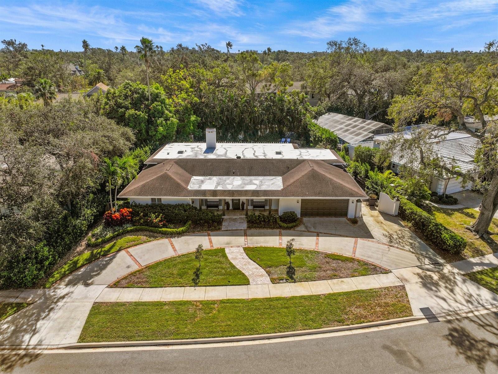 BELLEAIR ESTATES - Residential