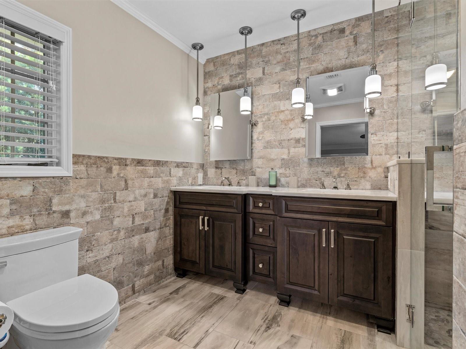 BELLEAIR ESTATES - Residential