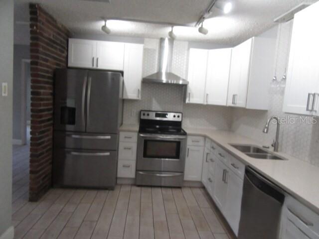 381 69TH STREET N