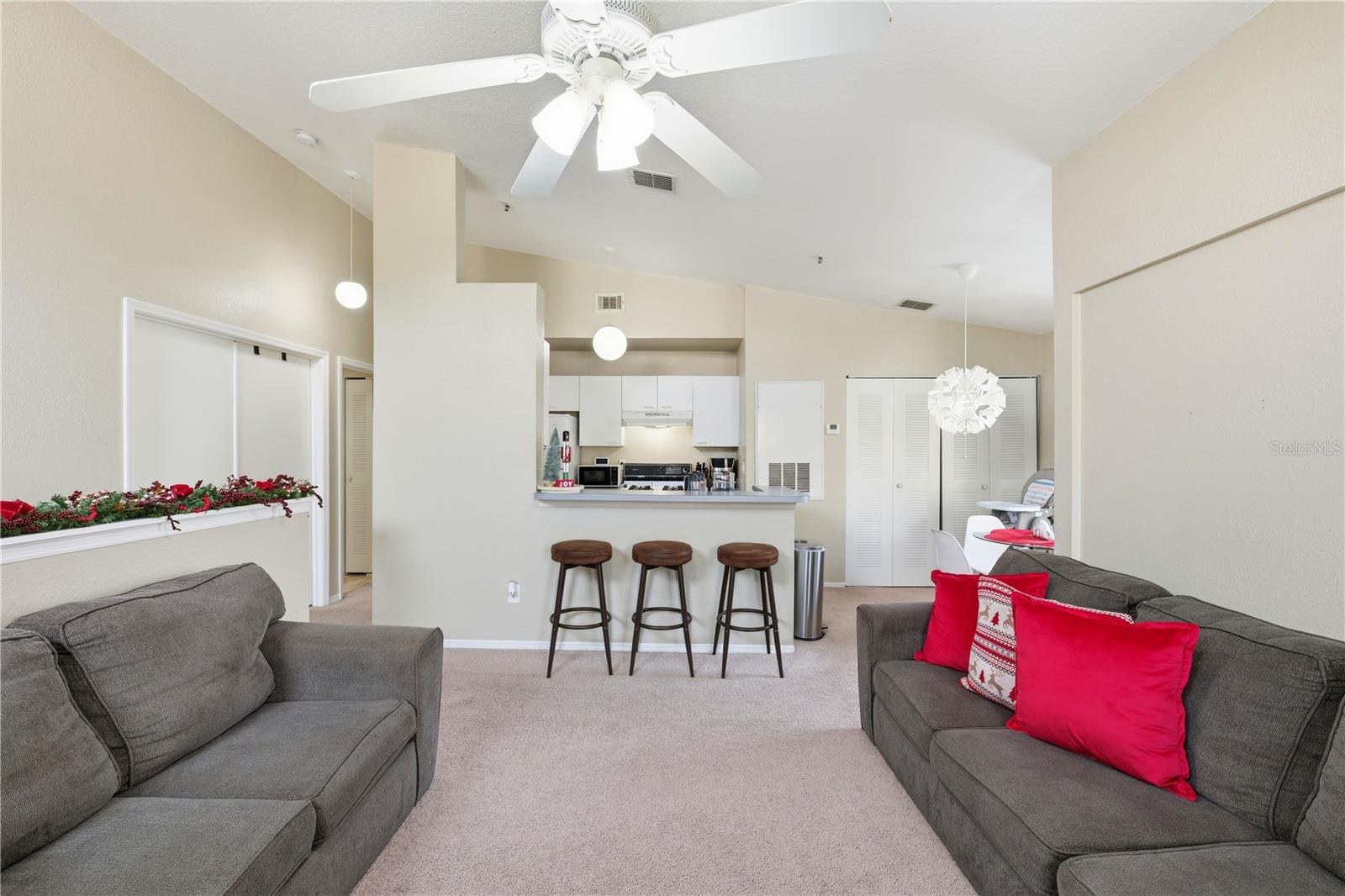 COLUMBIA ARMS CONDO - Residential