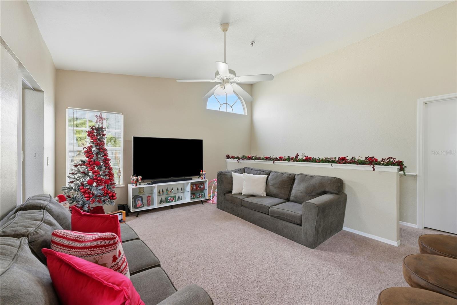 COLUMBIA ARMS CONDO - Residential