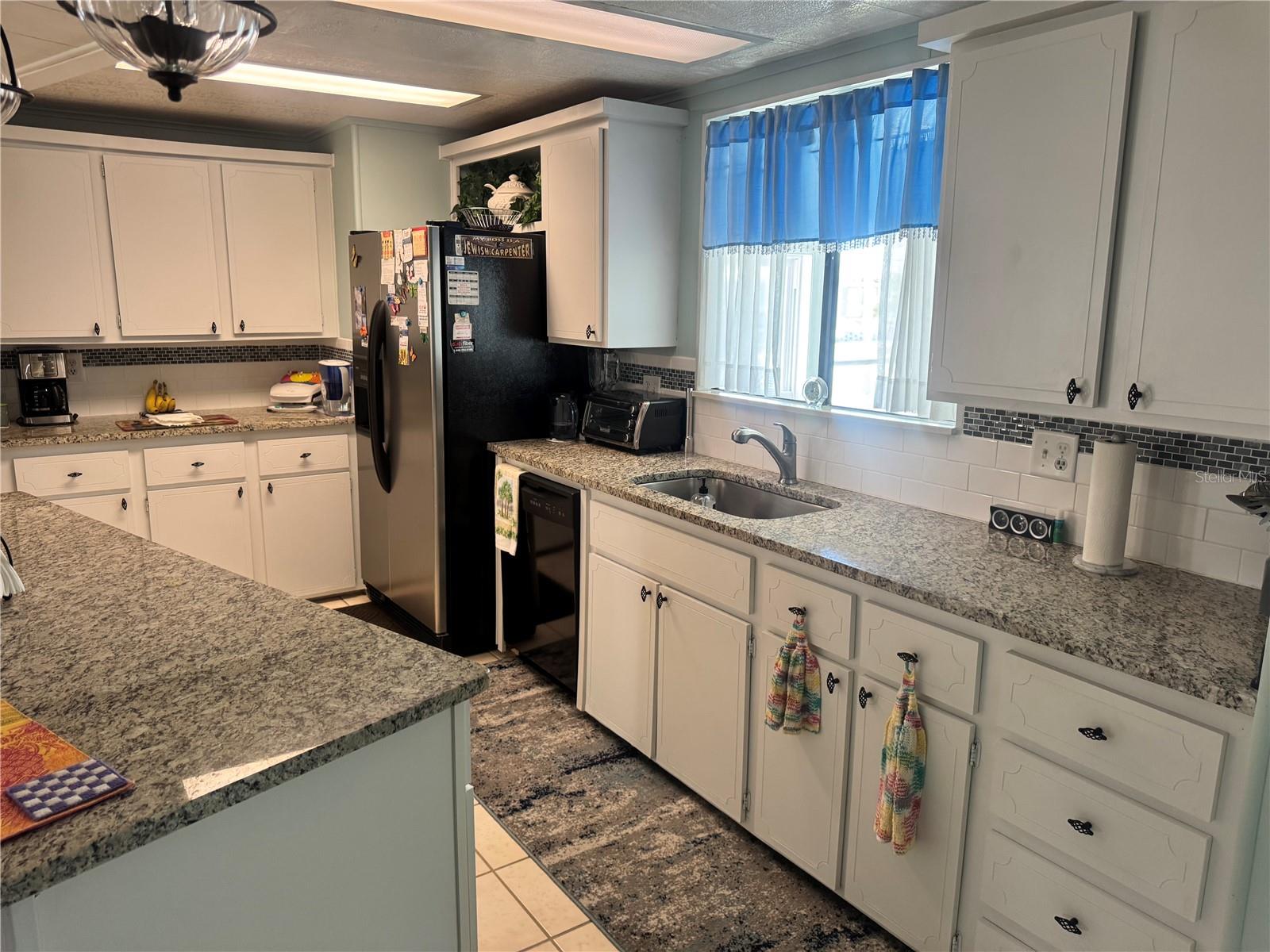 HARBOR ISLES III - Residential
