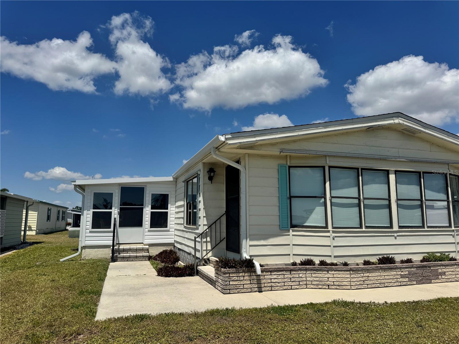 HARBOR ISLES III - Residential