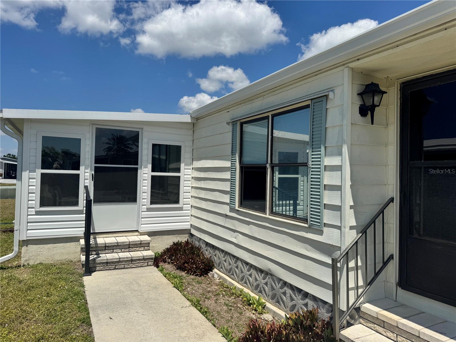 HARBOR ISLES III - Residential
