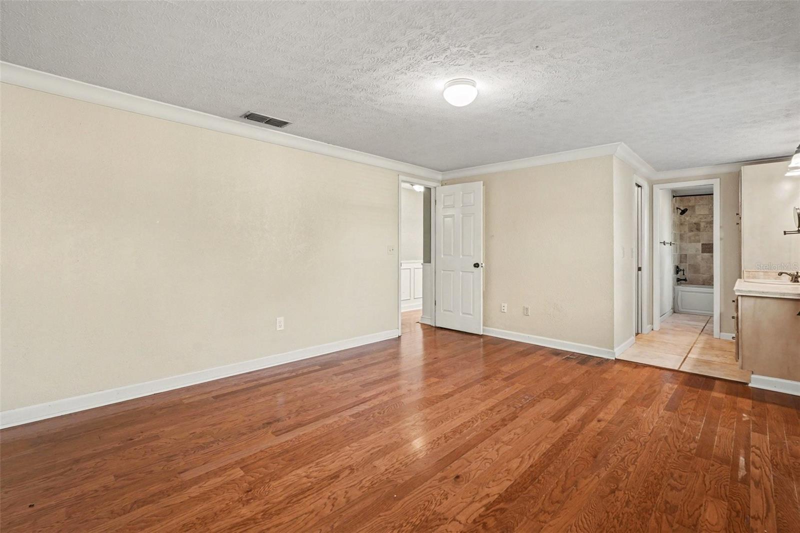 WILLOW POND - Residential