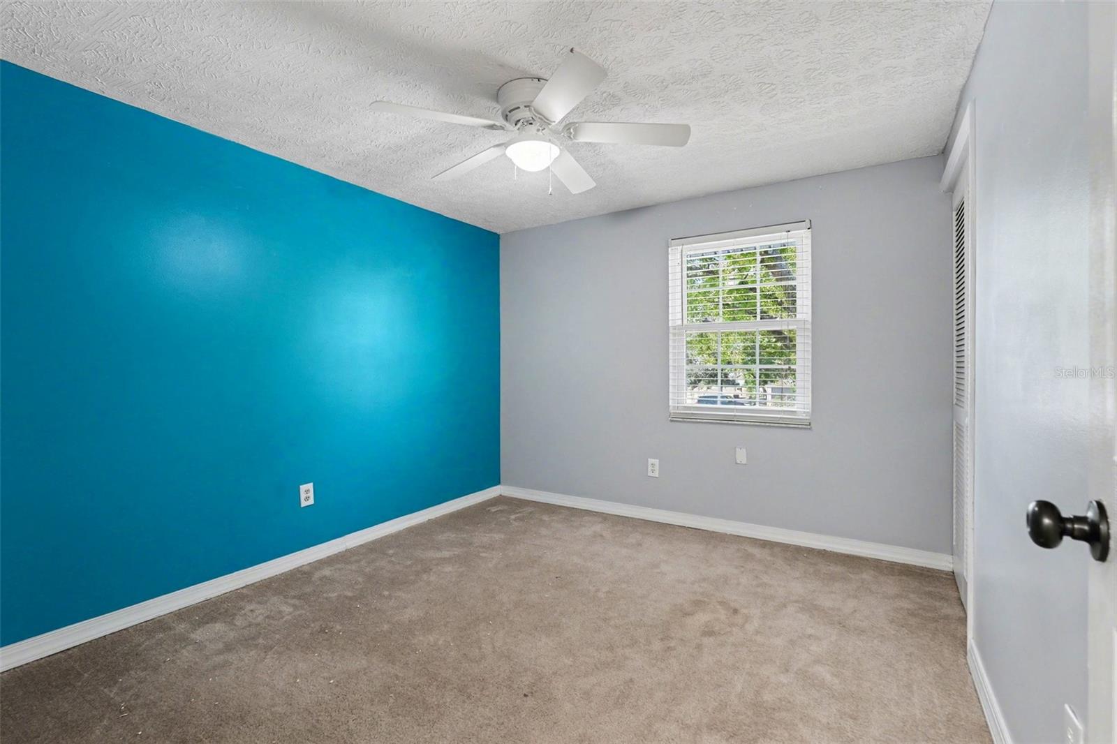 WILLOW POND - Residential