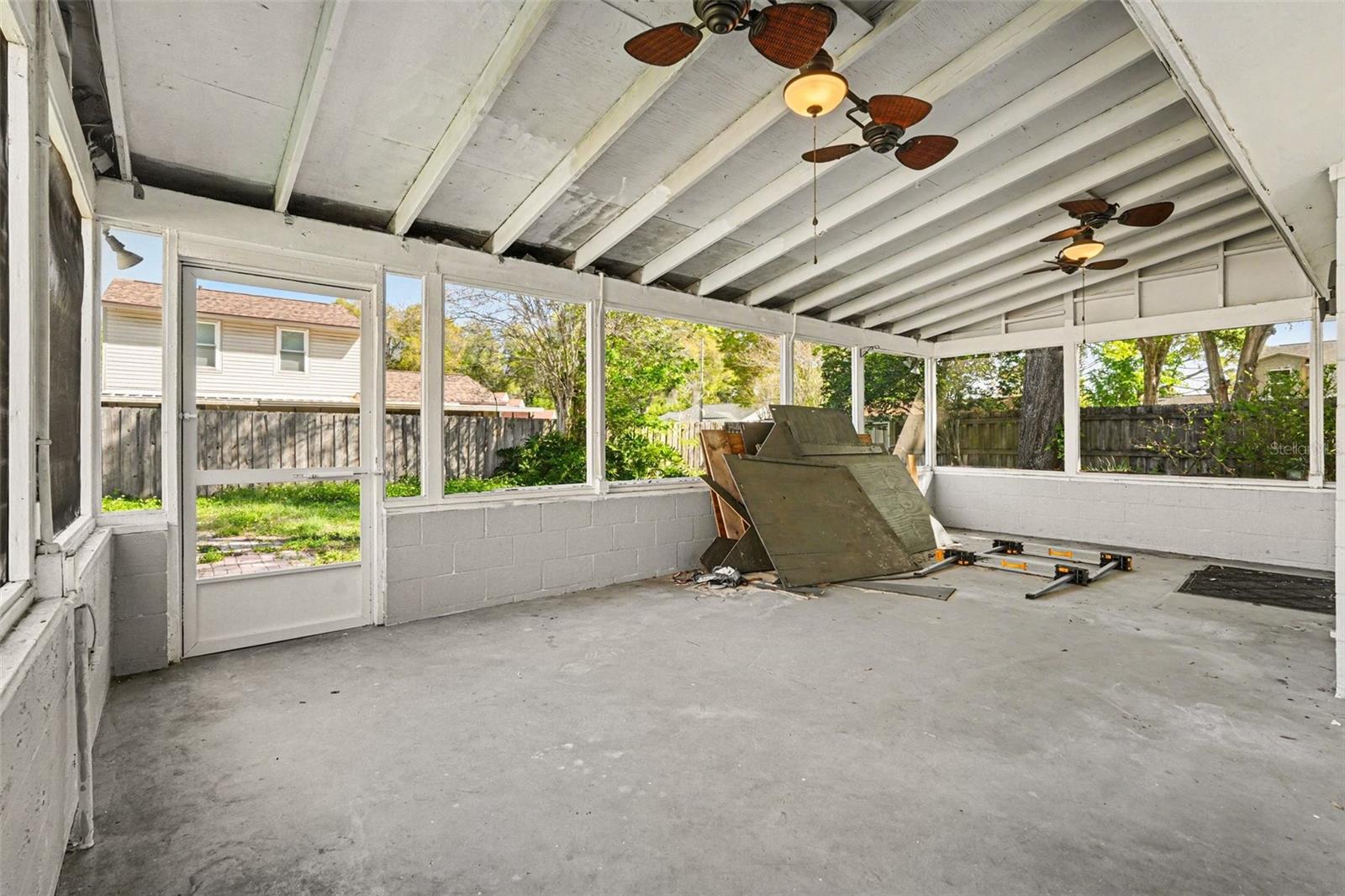 WILLOW POND - Residential