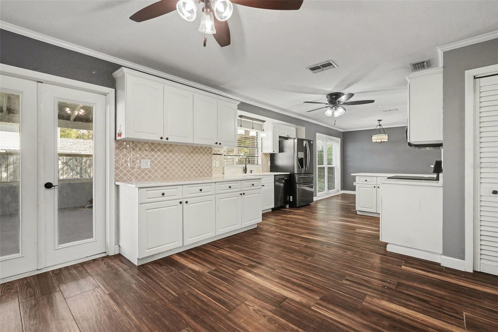 WILLOW POND - Residential