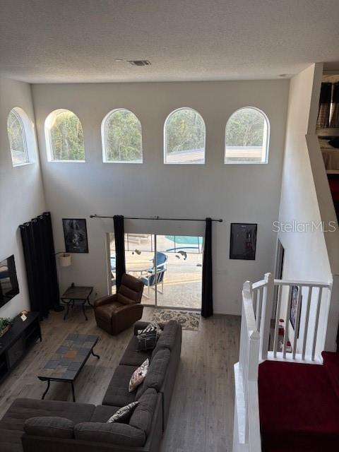 EMERALD ISLAND RESORT PH 1 - Residential Lease