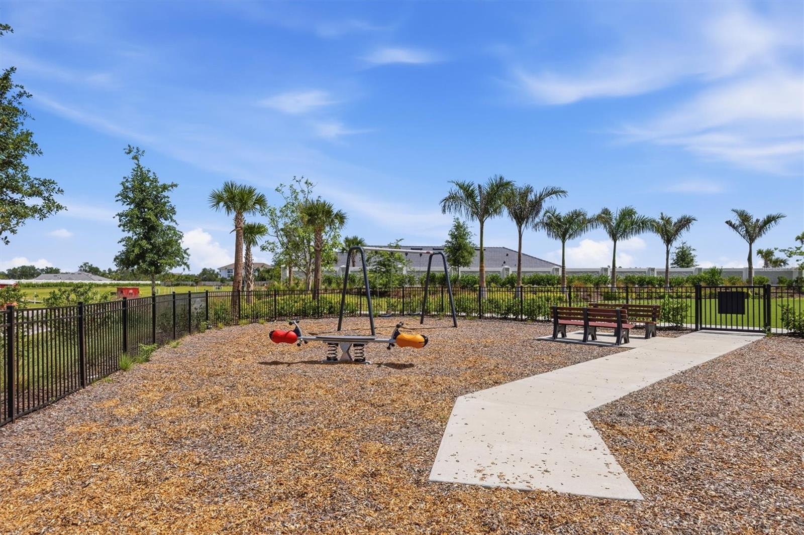 AZARIO ESPLANADE PH V - Residential