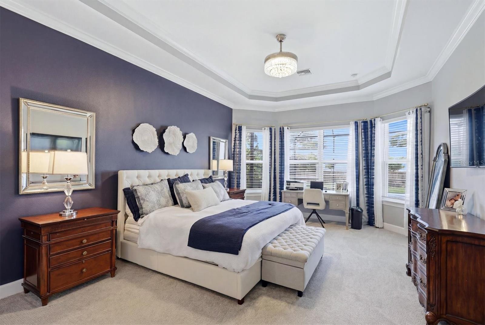 AZARIO ESPLANADE PH V - Residential