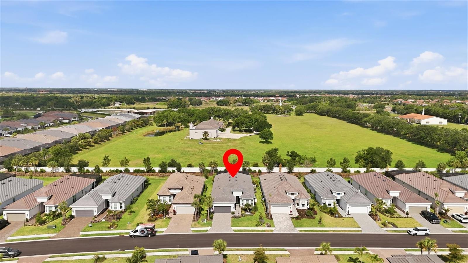 AZARIO ESPLANADE PH V - Residential