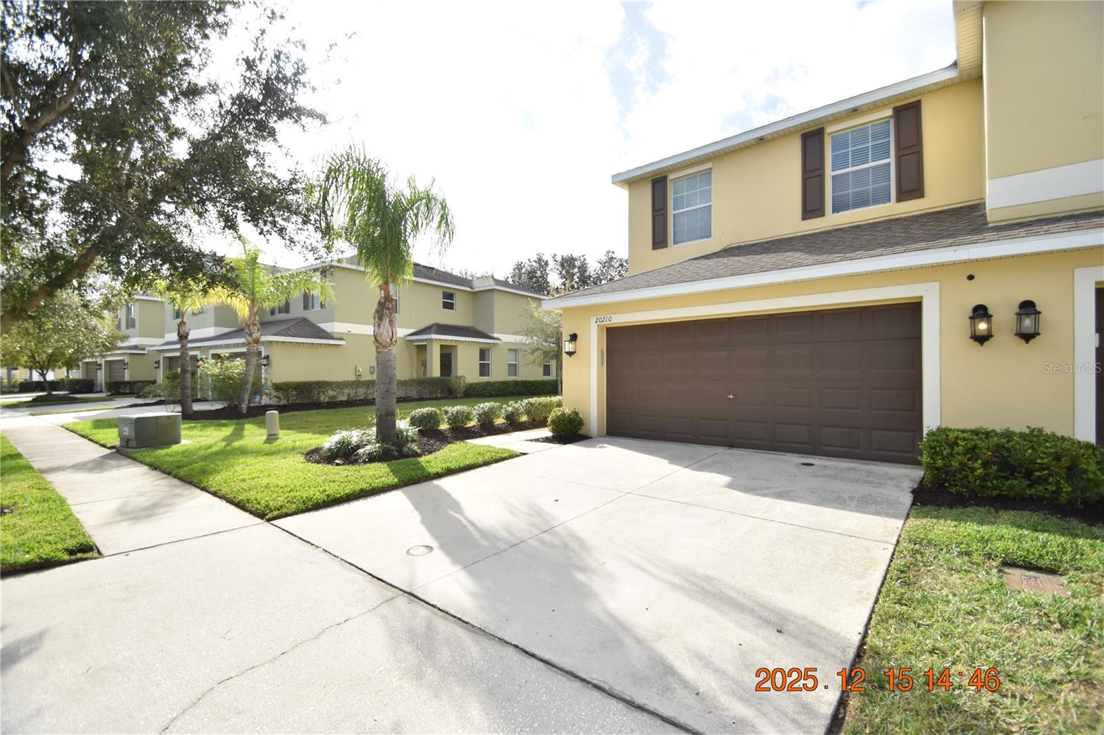 HAMMOCKS - Residential Lease