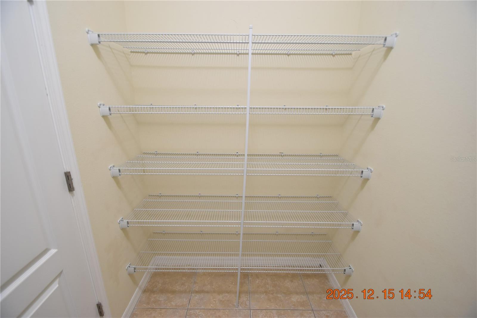 HAMMOCKS - Residential Lease