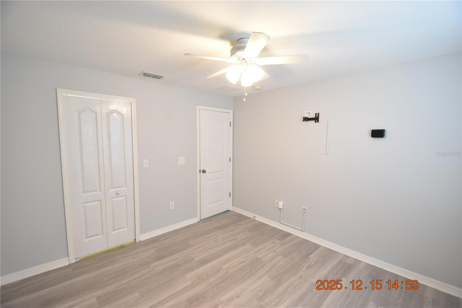 HAMMOCKS - Residential Lease