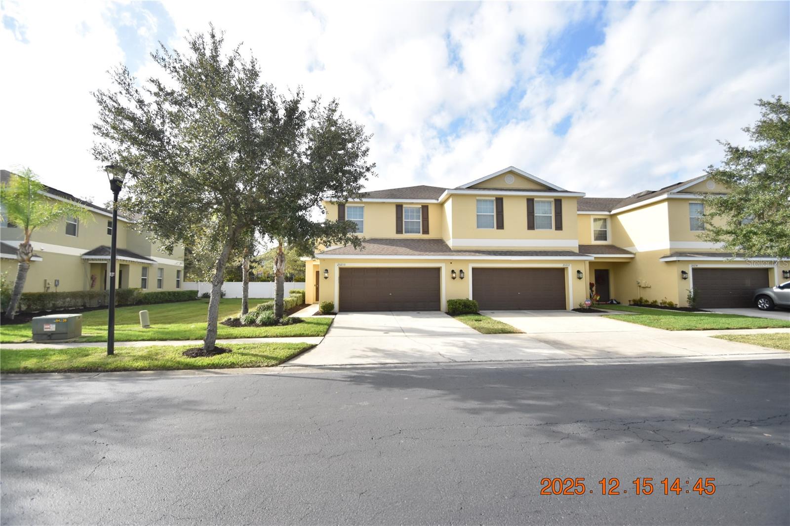 HAMMOCKS - Residential Lease