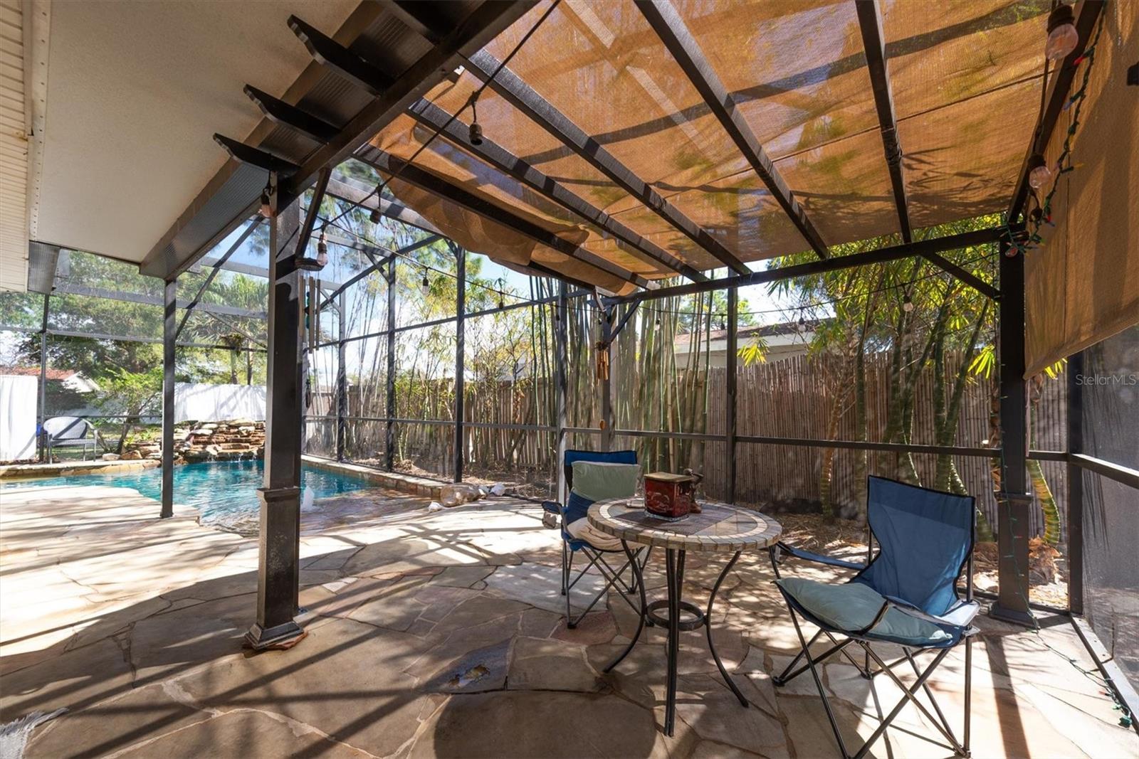 MEADOW LAWN 9TH ADD - Residential