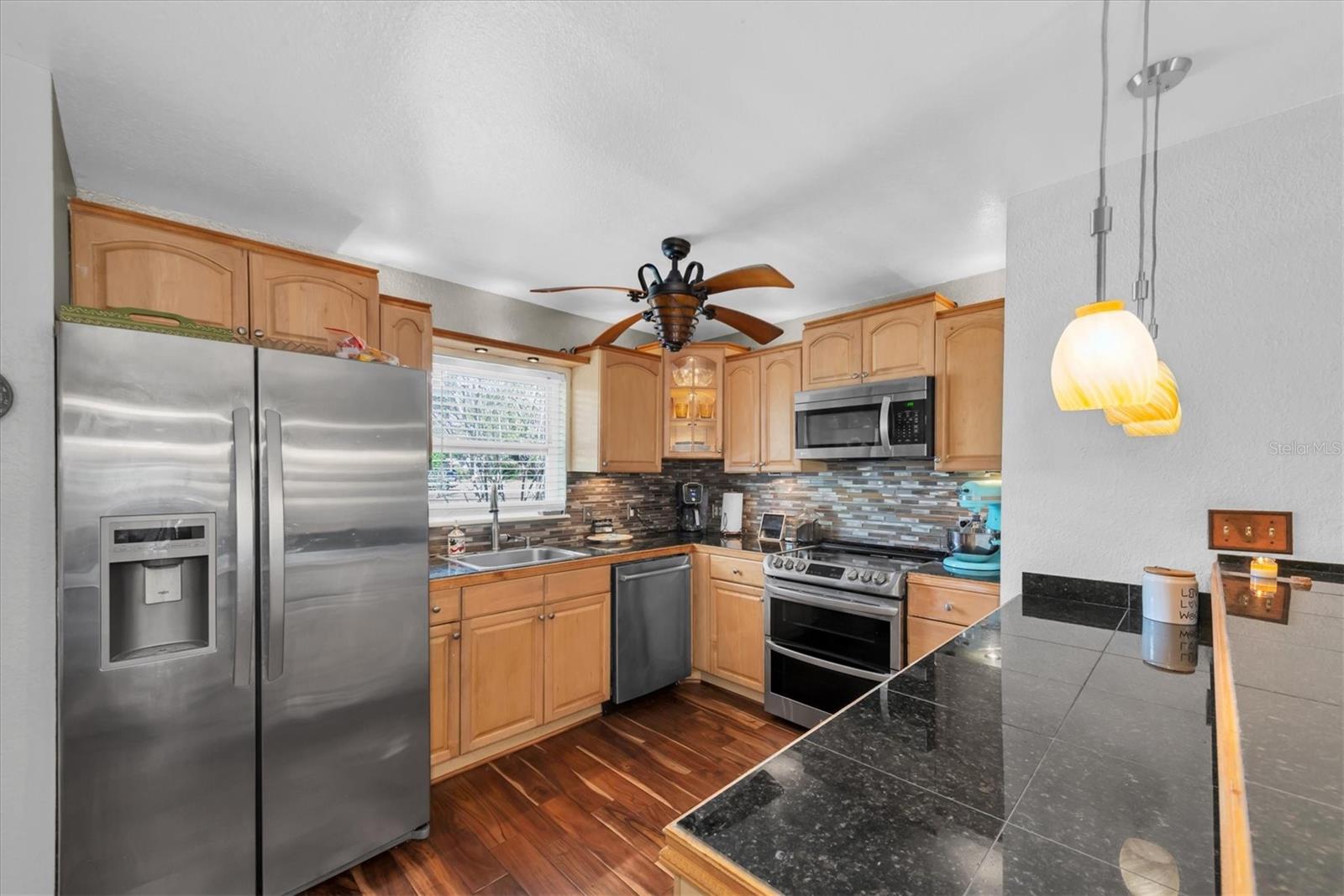 MEADOW LAWN 9TH ADD - Residential