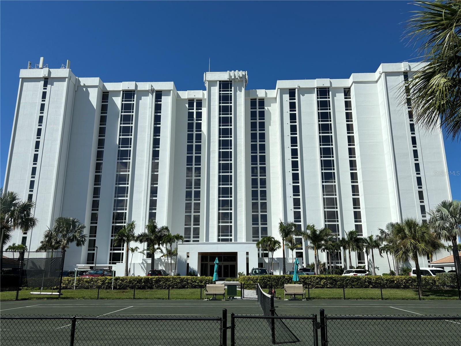 No damage to unit after storms. Call for rates and availability. Available December - April. One month minimum. Tremendous view of the Gulf from this Gulfside/Beachside 2 BR/2 B condo. Direct Gulf front unit. Breathtaking view of the pristine waters of the Gulf of Mexico. Sit on the balcony to your 7th floor unit. Take in the sunsets with your loved ones and friends. Just a couple minutes and you'll be walking on the fine sandy beach. Go for a swim in the heated pool or the invigorating Gulf waters. Close to St. Armand Circle and Downtown Sarasota. Enjoy the best that Longboat Key offers.