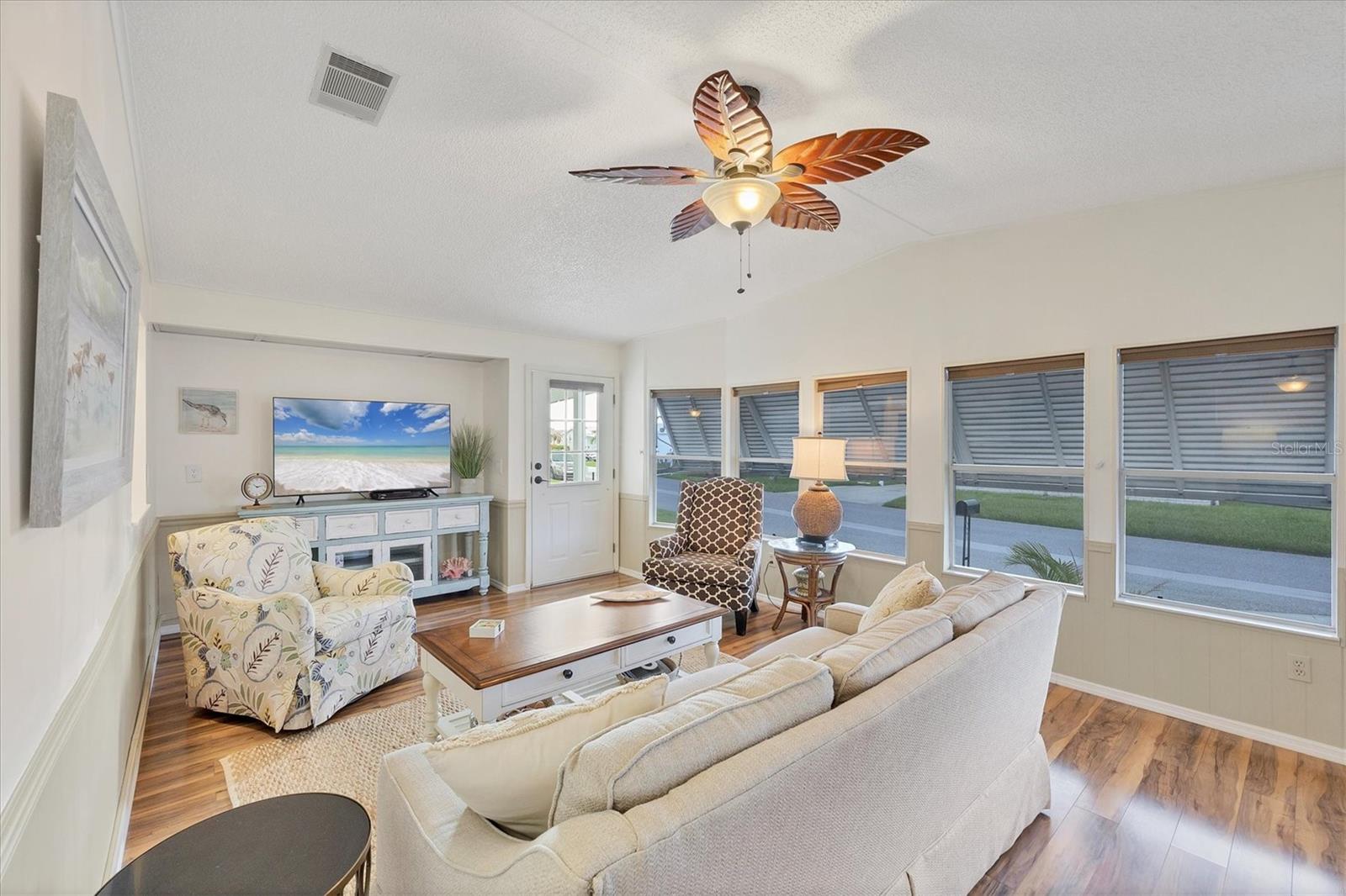 546 AMBERJACK DRIVE