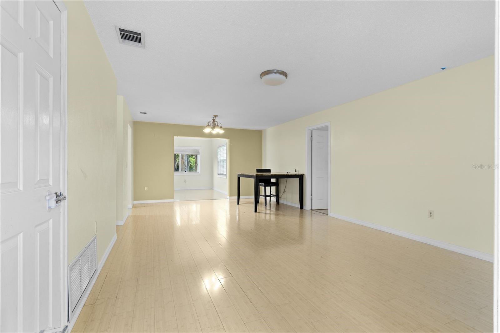 90 VENICE EAST BOULEVARD