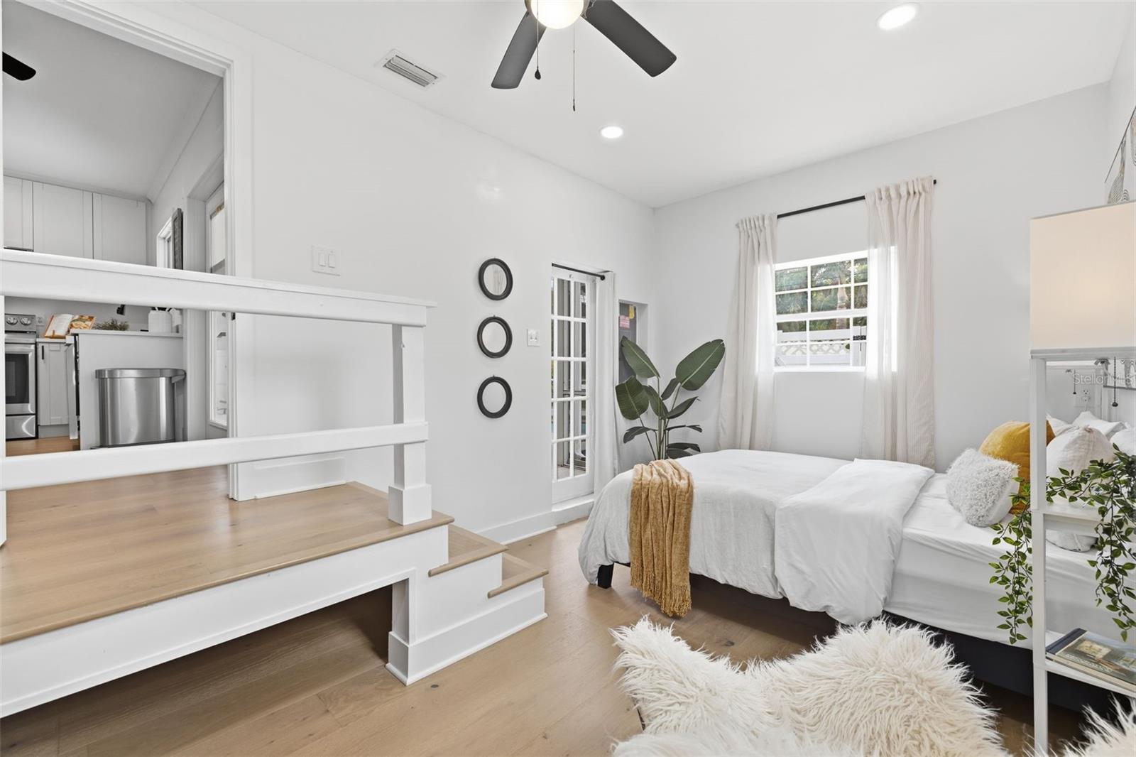 SNELL SHORES - Residential